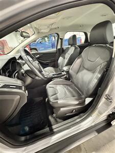 2015 Ford Focus SE - Photo 6 - Honesdale, PA 18431