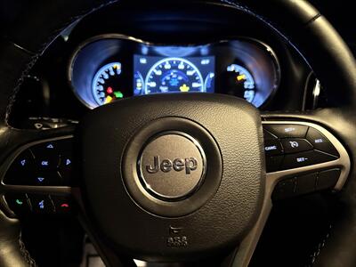 2019 Jeep Grand Cherokee Laredo   - Photo 10 - Honesdale, PA 18431