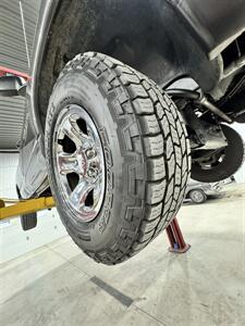 2004 Dodge Ram 1500 SLT   - Photo 21 - Honesdale, PA 18431