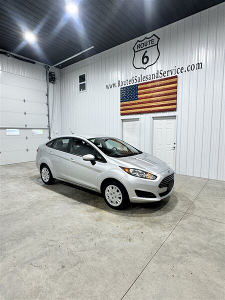 2018 Ford Fiesta S   - Photo 1 - Honesdale, PA 18431