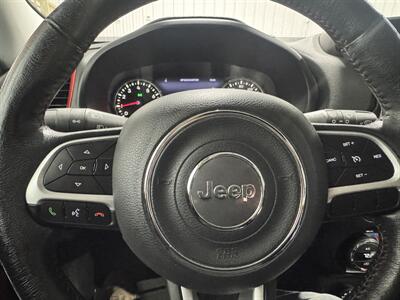 2015 Jeep Renegade Trailhawk   - Photo 18 - Honesdale, PA 18431