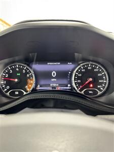 2015 Jeep Renegade Trailhawk   - Photo 13 - Honesdale, PA 18431