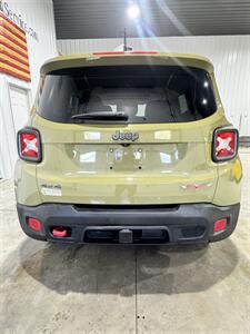 2015 Jeep Renegade Trailhawk   - Photo 5 - Honesdale, PA 18431