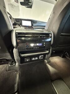 2022 Jeep Wagoneer Series I - Photo 9 - Honesdale, PA 18431
