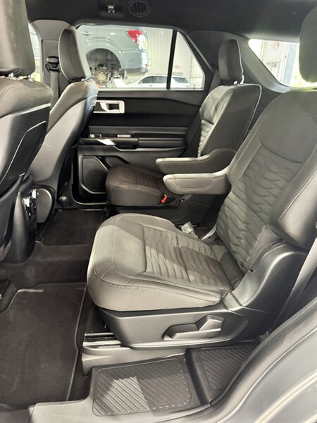 2020 Ford Explorer XLT - Photo 8