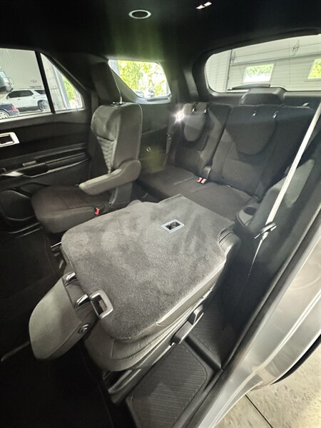 2020 Ford Explorer XLT - Photo 10