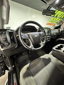 2017 Chevrolet Silverado 3500HD LT - Photo 20 - Honesdale, PA 18431
