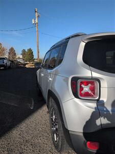 2017 Jeep Renegade LIMITED   - Photo 7 - Kingman, AZ 86409