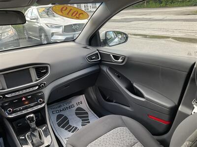 2019 Hyundai IONIQ Hybrid Blue - Photo 18 - Acton, MA 01720