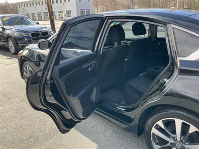 2016 Nissan Altima 2.5 SR   - Photo 13 - Acton, MA 01720