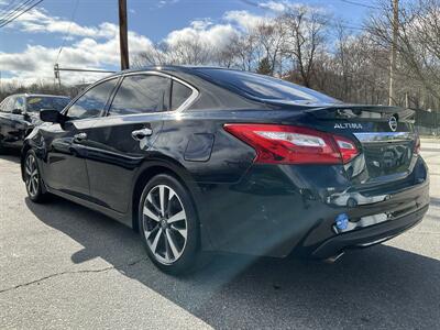2016 Nissan Altima 2.5 SR   - Photo 7 - Acton, MA 01720