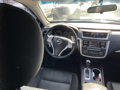 2016 Nissan Altima 2.5 SR   - Photo 18 - Acton, MA 01720