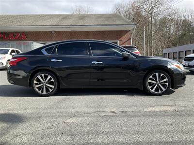 2016 Nissan Altima 2.5 SR   - Photo 4 - Acton, MA 01720
