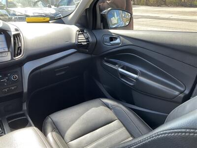 2018 Ford Escape SEL   - Photo 15 - Acton, MA 01720