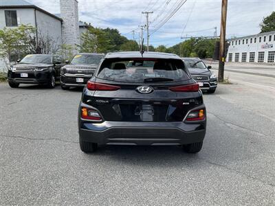 2021 Hyundai KONA SE - Photo 6 - Acton, MA 01720