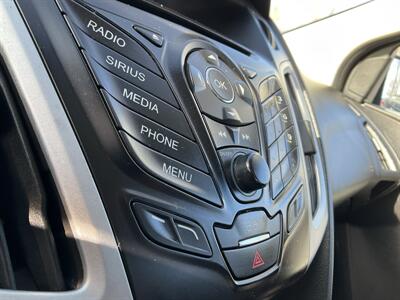 2014 Ford Focus SE - Photo 18 - Acton, MA 01720