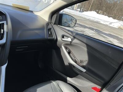 2014 Ford Focus SE - Photo 15 - Acton, MA 01720