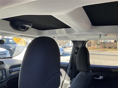 2017 Jeep Renegade Latitude   - Photo 16 - Acton, MA 01720