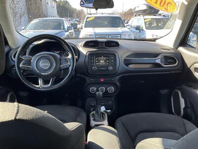 2017 Jeep Renegade Latitude   - Photo 13 - Acton, MA 01720