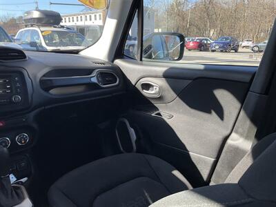 2017 Jeep Renegade Latitude   - Photo 14 - Acton, MA 01720