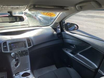 2013 Toyota Venza LE   - Photo 18 - Acton, MA 01720