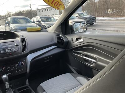 2017 Ford Escape SE   - Photo 14 - Acton, MA 01720