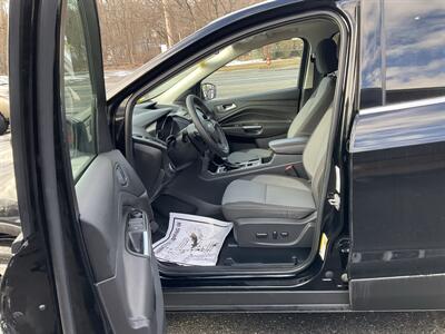 2017 Ford Escape SE   - Photo 16 - Acton, MA 01720