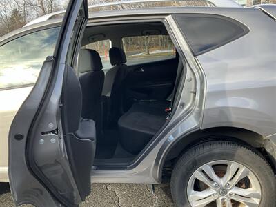 2015 Nissan Rogue Select S   - Photo 13 - Acton, MA 01720