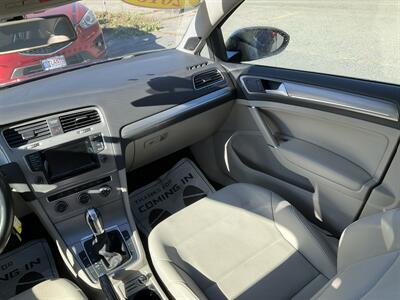 2015 Volkswagen Golf TSI SE   - Photo 18 - Acton, MA 01720