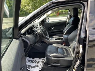 2018 Land Rover Range Rover Evoque SE - Photo 18 - Acton, MA 01720