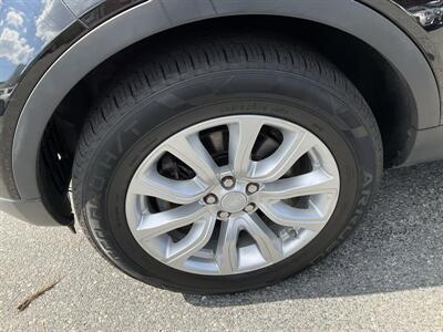 2018 Land Rover Range Rover Evoque SE - Photo 9 - Acton, MA 01720