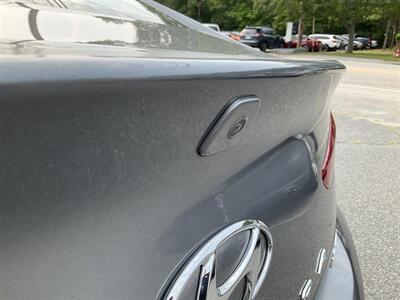 2019 Hyundai ELANTRA Limited   - Photo 9 - Acton, MA 01720