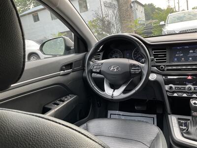 2019 Hyundai ELANTRA Limited   - Photo 13 - Acton, MA 01720