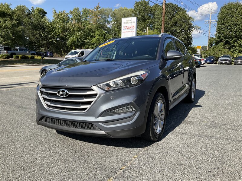 2017 Hyundai TUCSON SE Plus - Photo 1 - Acton, MA 01720