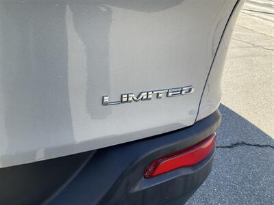 2016 Jeep Cherokee Limited   - Photo 11 - Acton, MA 01720