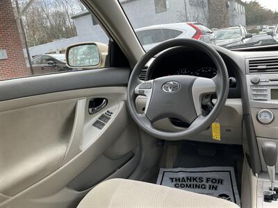 2011 Toyota Camry LE   - Photo 14 - Acton, MA 01720
