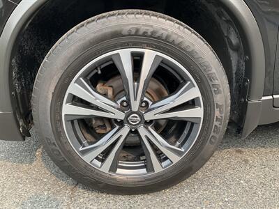 2019 Nissan Rogue SV   - Photo 10 - Acton, MA 01720
