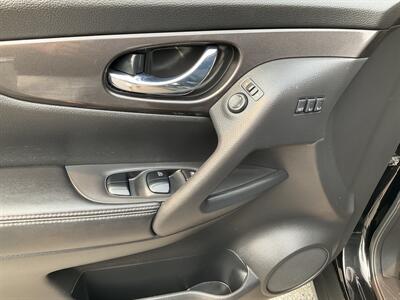 2019 Nissan Rogue SV   - Photo 18 - Acton, MA 01720