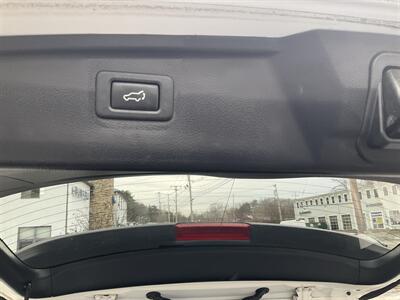 2015 Subaru Outback 3.6R Limited - Photo 12 - Acton, MA 01720