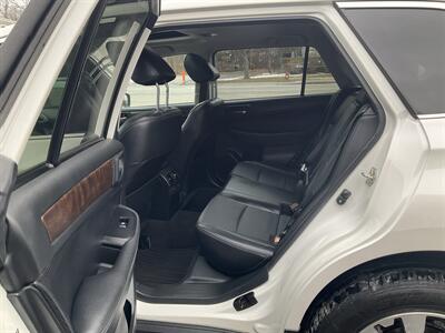 2015 Subaru Outback 3.6R Limited - Photo 14 - Acton, MA 01720