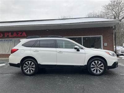 2015 Subaru Outback 3.6R Limited - Photo 4 - Acton, MA 01720