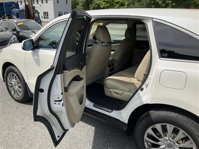 2016 Acura MDX SH-AWD - Photo 17 - Acton, MA 01720