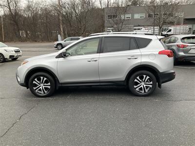 2015 Toyota RAV4 LE   - Photo 8 - Acton, MA 01720