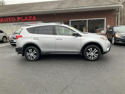 2015 Toyota RAV4 LE   - Photo 4 - Acton, MA 01720