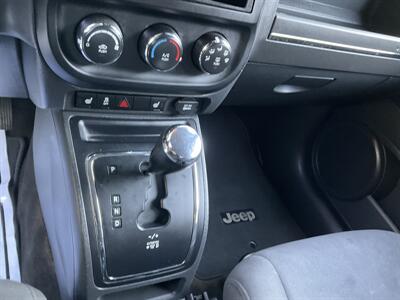 2016 Jeep Patriot Latitude   - Photo 14 - Acton, MA 01720