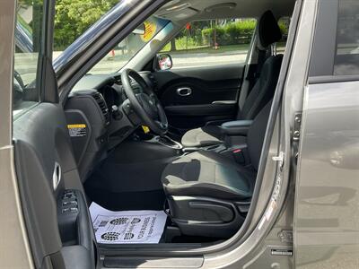 2017 Kia Soul   - Photo 16 - Acton, MA 01720