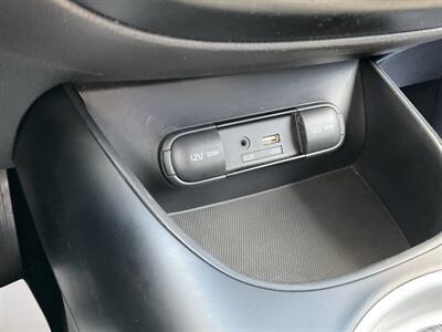 2017 Kia Soul   - Photo 21 - Acton, MA 01720