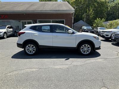 2018 Nissan Rogue Sport S - Photo 4 - Acton, MA 01720