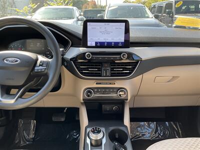 2020 Ford Escape SE   - Photo 19 - Acton, MA 01720