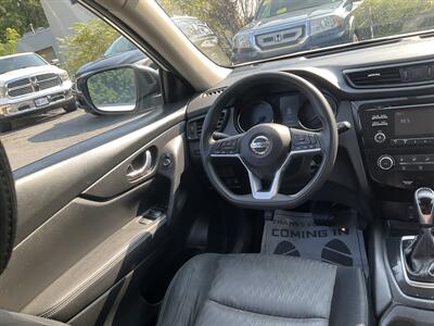 2017 Nissan Rogue S   - Photo 16 - Acton, MA 01720